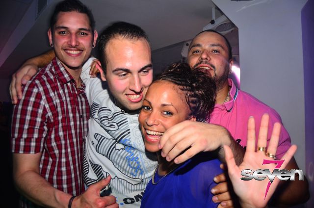 Cliquer pour voir l'image en taille réelle