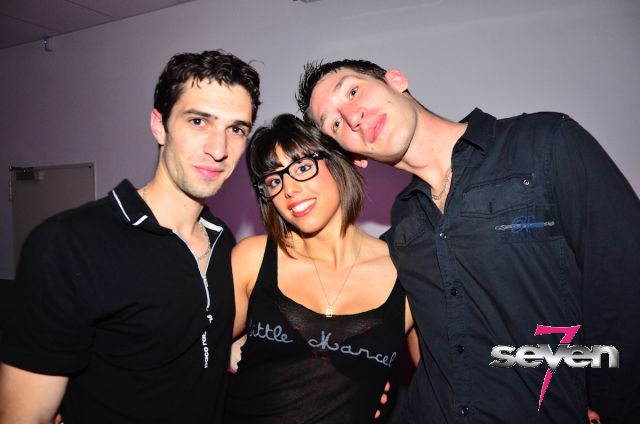 Cliquer pour voir l'image en taille réelle