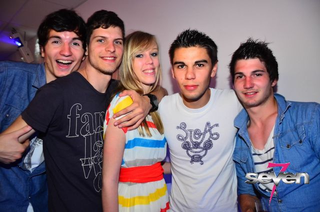 Cliquer pour voir l'image en taille réelle