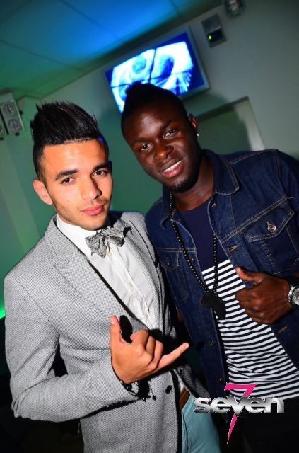 Cliquer pour voir l'image en taille réelle