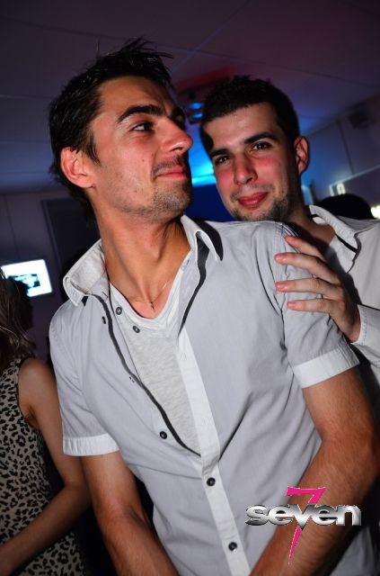 Cliquer pour voir l'image en taille réelle