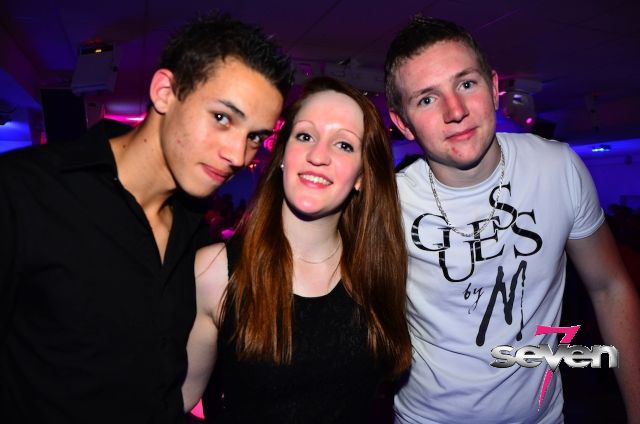 Cliquer pour voir l'image en taille réelle