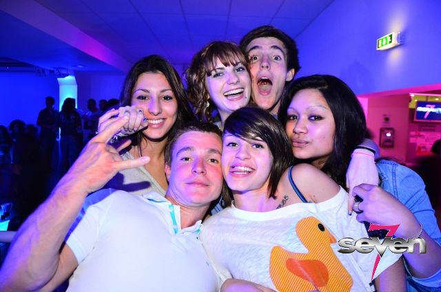 Cliquer pour voir l'image en taille réelle