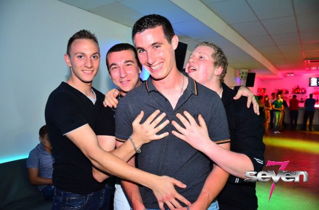 Cliquer pour voir l'image en taille réelle