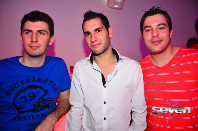 Cliquer pour voir l'image en taille réelle