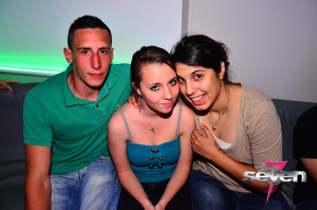 Cliquer pour voir l'image en taille réelle