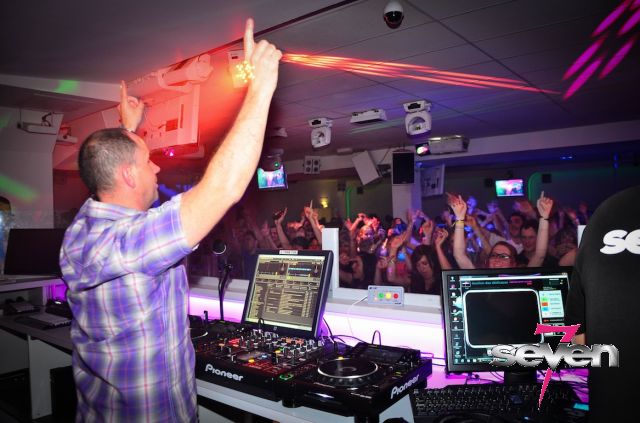 Cliquer pour voir l'image en taille réelle