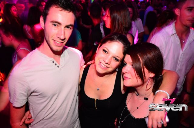 Cliquer pour voir l'image en taille réelle