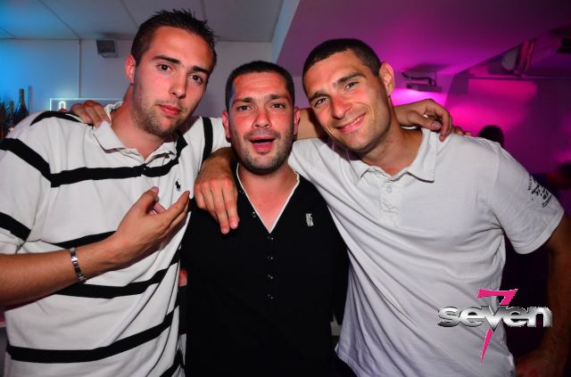 Cliquer pour voir l'image en taille réelle