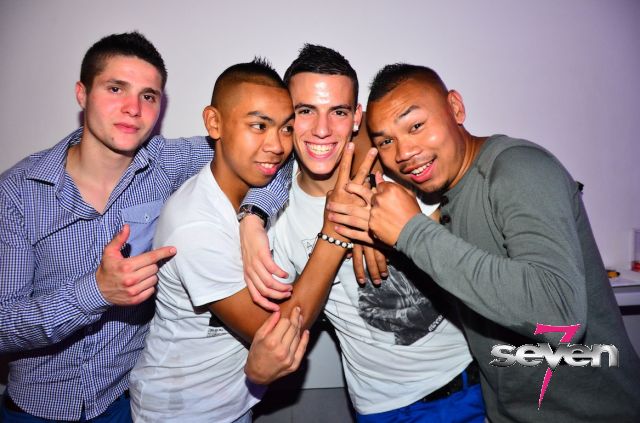 Cliquer pour voir l'image en taille réelle