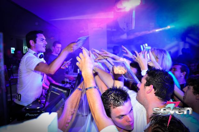 Cliquer pour voir l'image en taille réelle