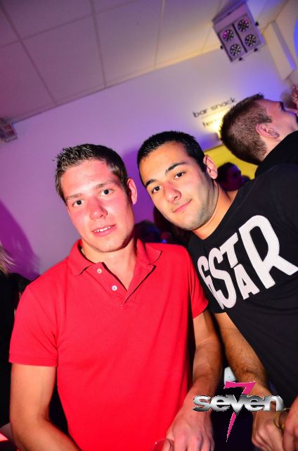 Cliquer pour voir l'image en taille réelle