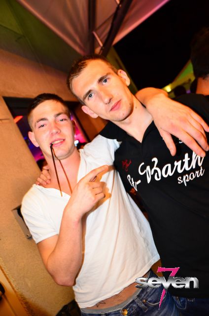 Cliquer pour voir l'image en taille réelle