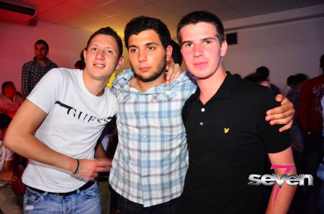 Cliquer pour voir l'image en taille réelle