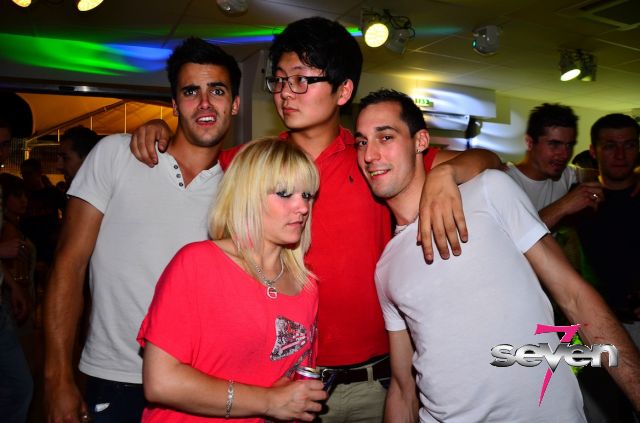 Cliquer pour voir l'image en taille réelle