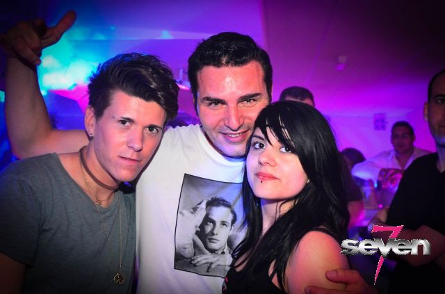 Cliquer pour voir l'image en taille réelle