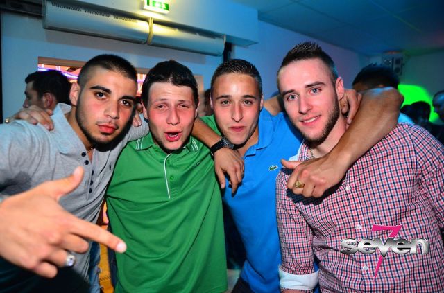 Cliquer pour voir l'image en taille réelle