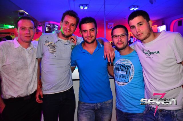 Cliquer pour voir l'image en taille réelle