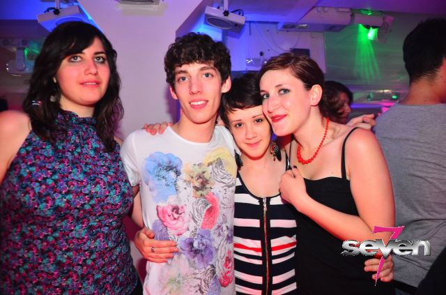 Cliquer pour voir l'image en taille réelle