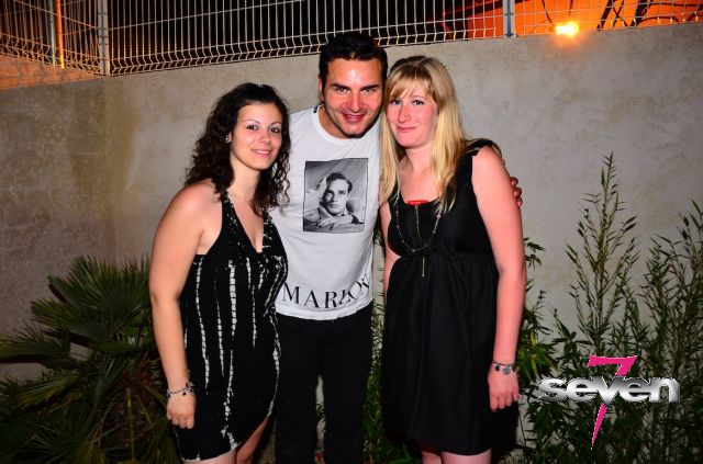 Cliquer pour voir l'image en taille réelle