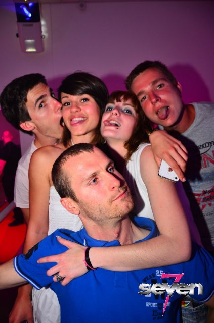 Cliquer pour voir l'image en taille réelle