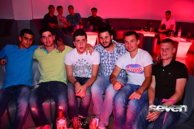 Cliquer pour voir l'image en taille réelle