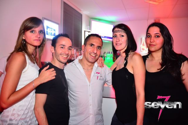 Cliquer pour voir l'image en taille réelle