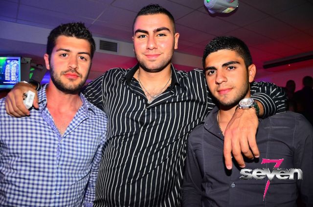 Cliquer pour voir l'image en taille réelle