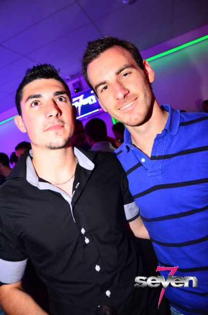 Cliquer pour voir l'image en taille réelle