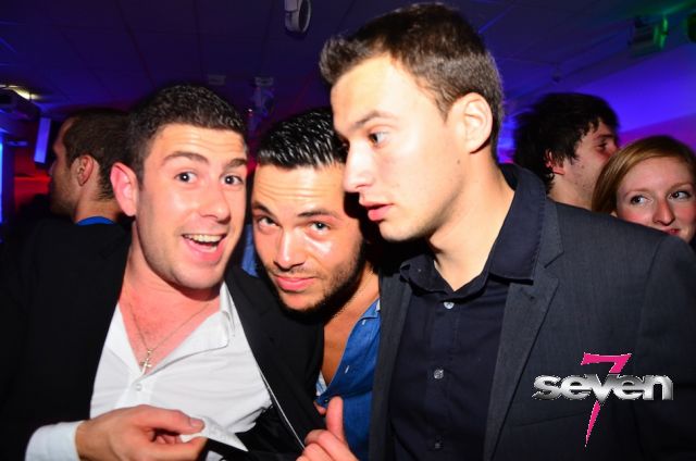 Cliquer pour voir l'image en taille réelle