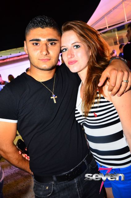 Cliquer pour voir l'image en taille réelle