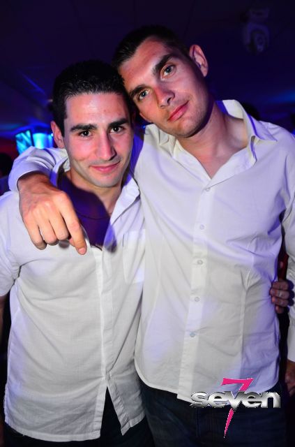 Cliquer pour voir l'image en taille réelle