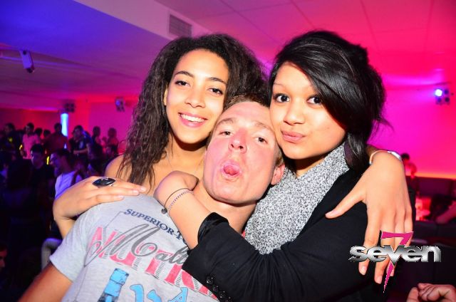 Cliquer pour voir l'image en taille réelle