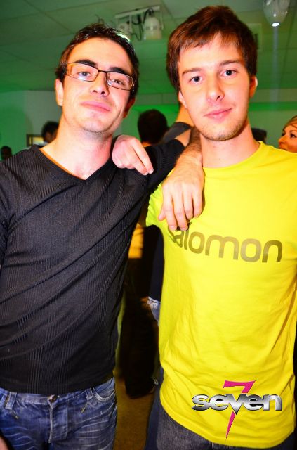 Cliquer pour voir l'image en taille réelle