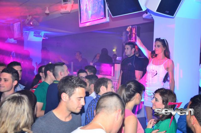 Cliquer pour voir l'image en taille réelle