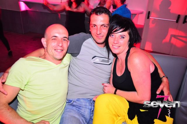 Cliquer pour voir l'image en taille réelle