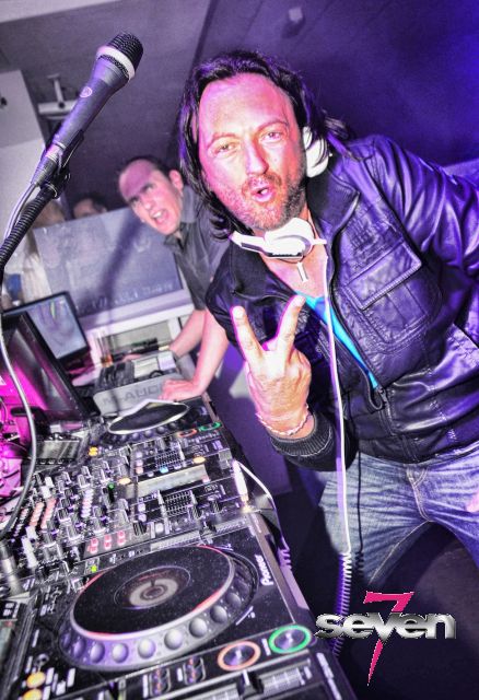 Cliquer pour voir l'image en taille réelle