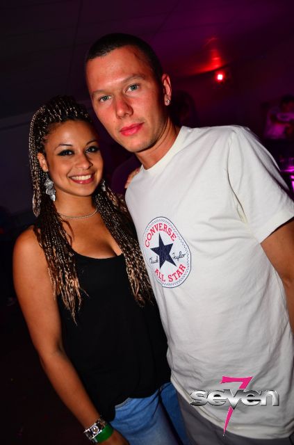 Cliquer pour voir l'image en taille réelle