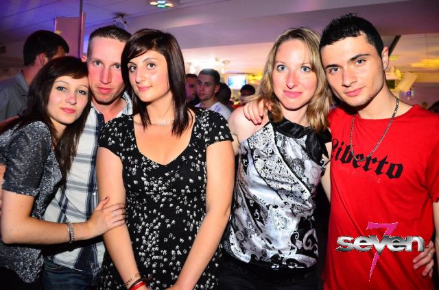 Cliquer pour voir l'image en taille réelle