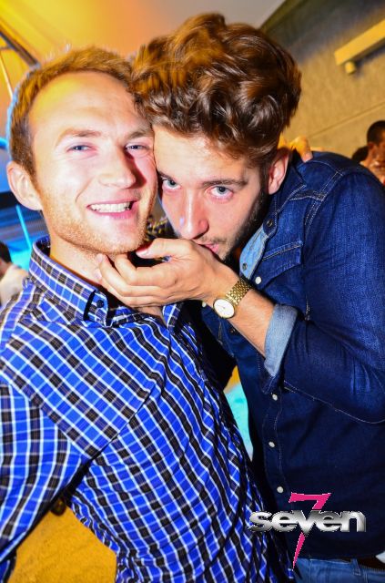 Cliquer pour voir l'image en taille réelle