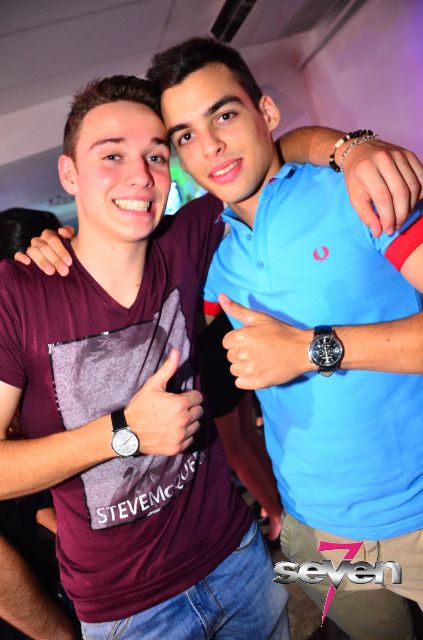 Cliquer pour voir l'image en taille réelle