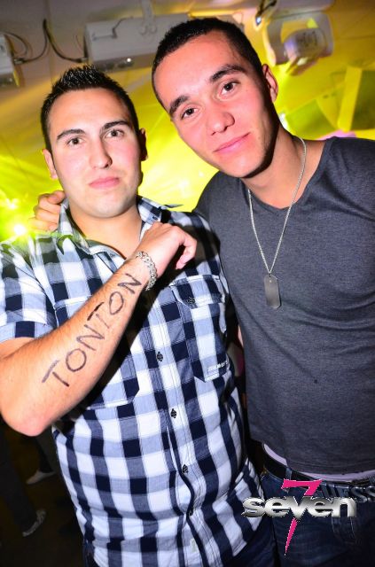 Cliquer pour voir l'image en taille réelle