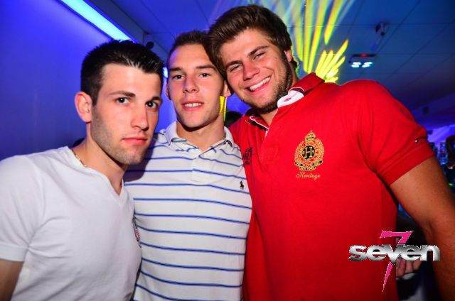 Cliquer pour voir l'image en taille réelle