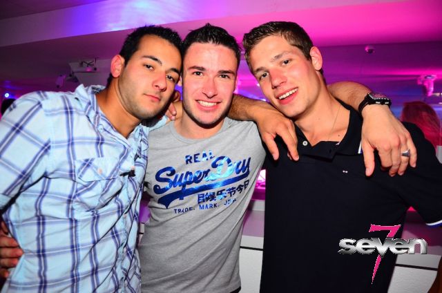 Cliquer pour voir l'image en taille réelle