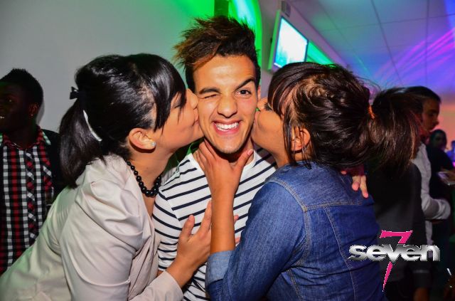 Cliquer pour voir l'image en taille réelle