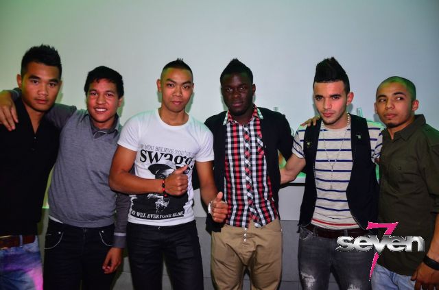 Cliquer pour voir l'image en taille réelle