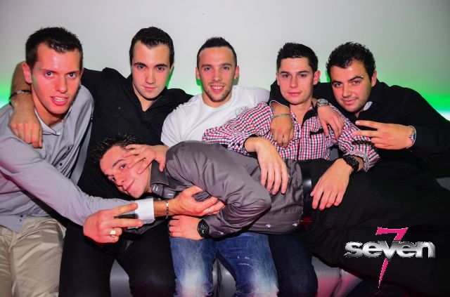 Cliquer pour voir l'image en taille réelle