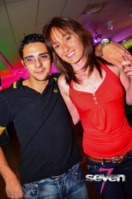 Cliquer pour voir l'image en taille réelle