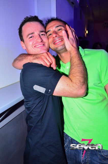 Cliquer pour voir l'image en taille réelle