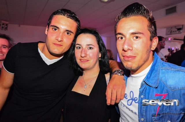 Cliquer pour voir l'image en taille réelle